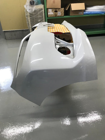 フロントバンパー　