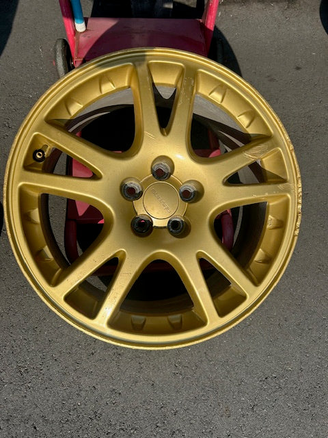 スバル　インプレッサWRX　STI(GDB？)純正ホイール
